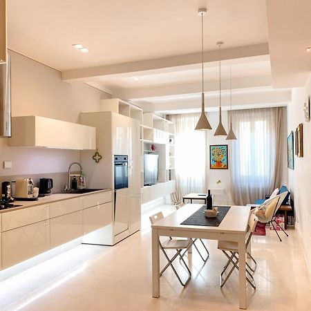 Apartament The Duomo Exclusive -43 Passi Dal Duomo- Florencja Zewnętrze zdjęcie